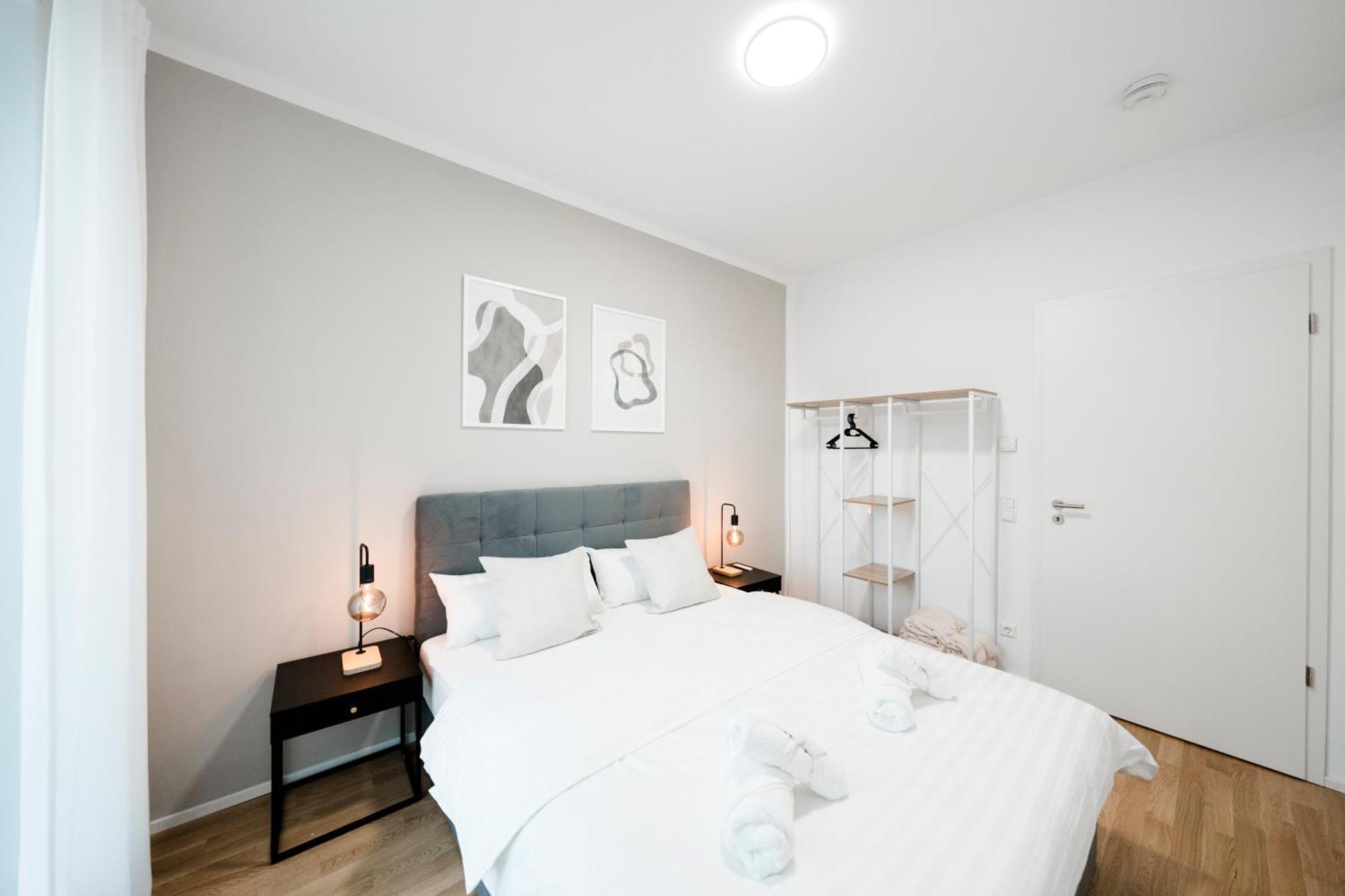 Apartment Kocasa-apartments 01, City-center Boeblingen, Stellplatz, Balkon, Waipu-tv *